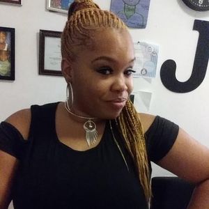 Meet your Posher, Christina